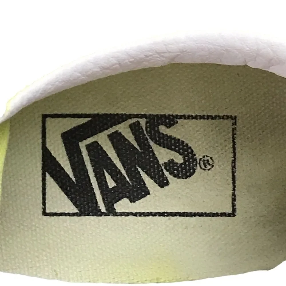 Vans Off The Wall Classic Sneakers Mens Size 8.5